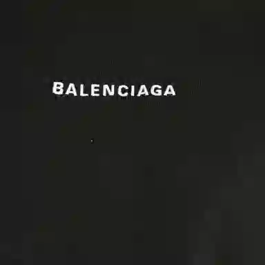 Balenciaga T