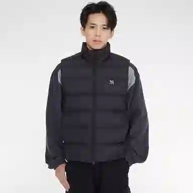 MLB 23FW Yankees Down Vest Black