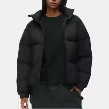 ARITZIA Tna Mega Puff Classic 4