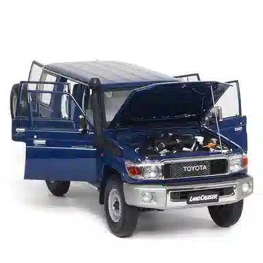 Almost Real 118 Land Cruiser 76 2017 LC76