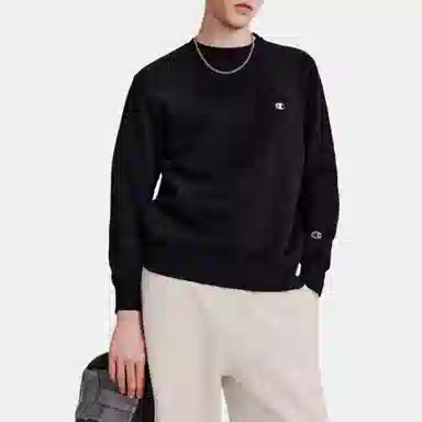 Champion Basic Crewneck Sweatshirt