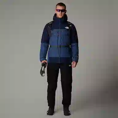 THE NORTH FACE Mountain Light Triclimate GORE-TEX logo