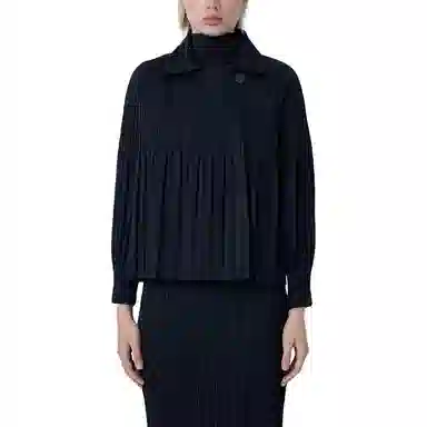 PLEATS PLEASE ISSEY MIYAKE