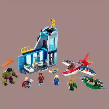 LEGO Marvel Avengers Loki's Fury 76152