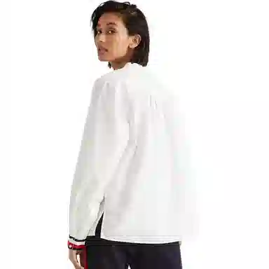 Tommy Hilfiger V