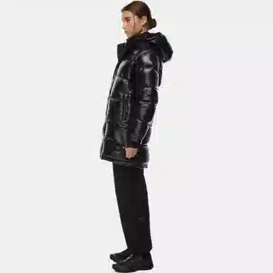 ARITZIA Super Puf Hi-Gloss Mid 6