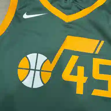 Nike Earned Edition NBA SW 45