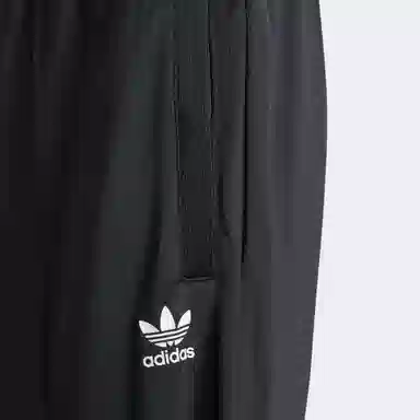 adidas originals ADIDAS ORIGINALS X HELLO KITTY SST