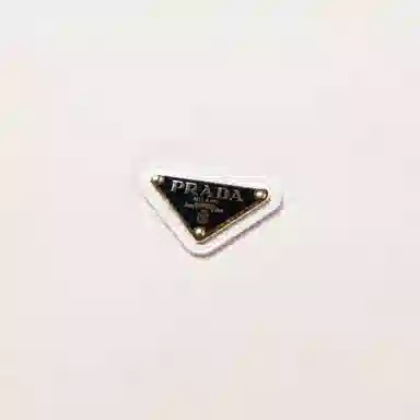 PRADA T