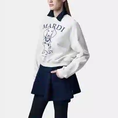 MARDI MERCREDI SWEATSHIRT RAGLAN SWING THE TAIL DDANJI PEARL NECKLACE