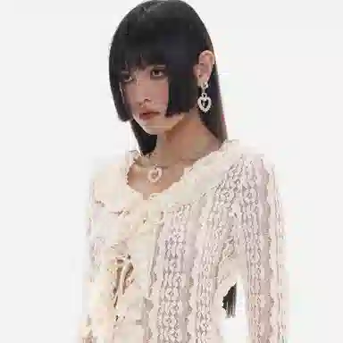 SUMIYAKI Cream Heart Earrings