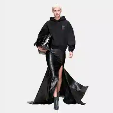 WRSTBHVR PIONEER LOGOclean fit