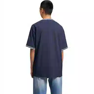 Tommy Hilfiger T
