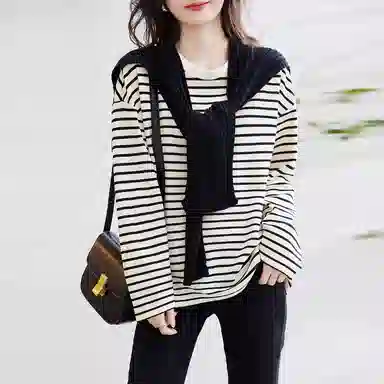 【dme】 条纹圆领落肩长袖卫衣 女款 米白