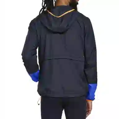 Saucony