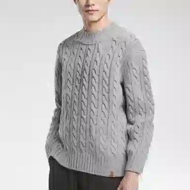 The North Face Merino Wool Cable Sweater Gray
