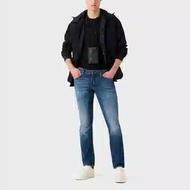 EMPORIO ARMANI SS23 LogoT