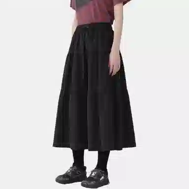 and wander FW25 crinkled nylon skirt