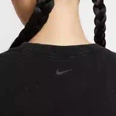 Nike Sportswear Essential T