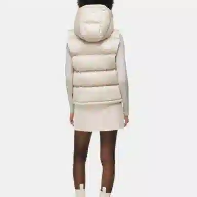 Aritzia Super Puff Liquid Shine