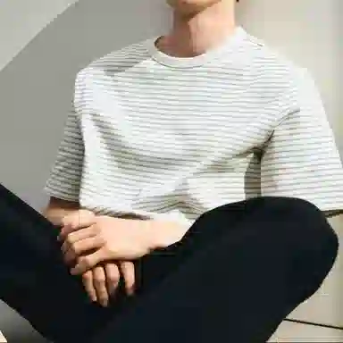 HM T