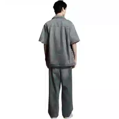 UR