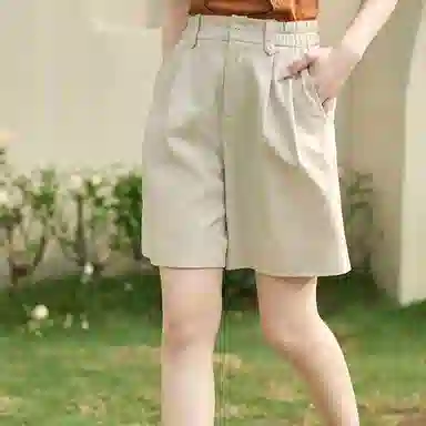 茵曼 纯色休闲高腰直筒短裤 女款