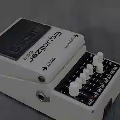 Roland BOSS 7