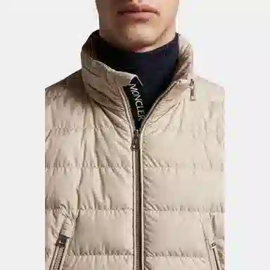 Moncler SS23 Alfit
