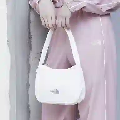 The North Face Bonney Cream White