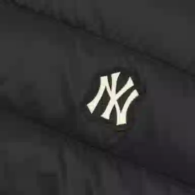 MLB FW22 Logo