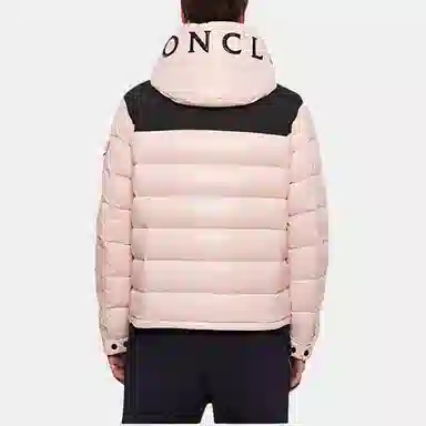 Moncler SS22