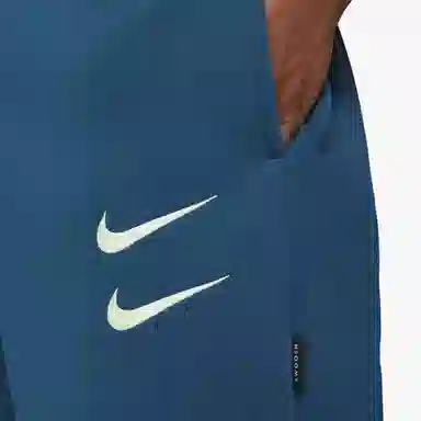 Nike Swoosh French Terry Short Peacock Green