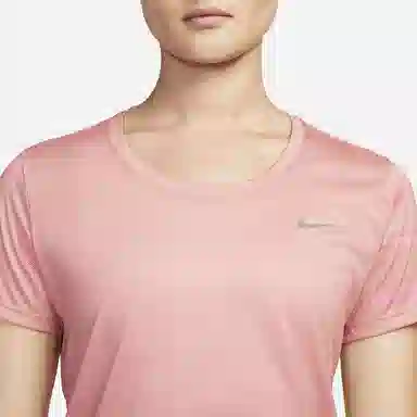 Nike Dri-FIT Swoosh LogoT