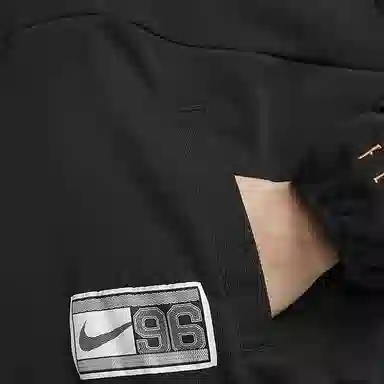 Nike Dri-FIT Swoosh Fly Logo