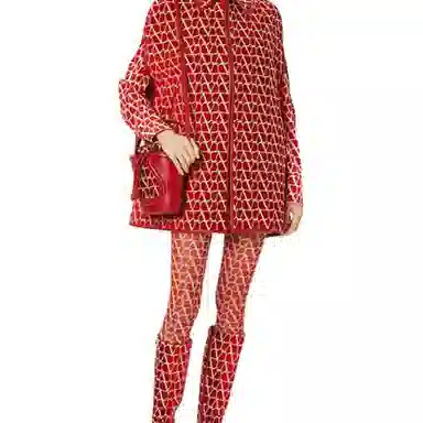 Valentino SS23 ROSSO Logo