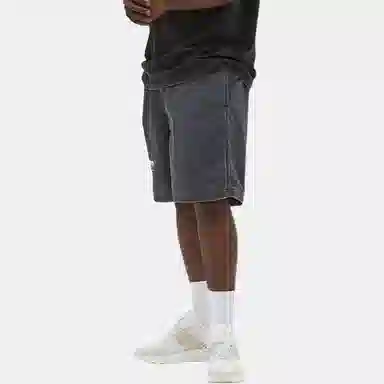 UNDEFEATED SS24 logo