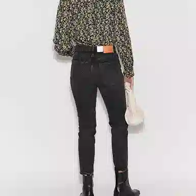 MOUSSY