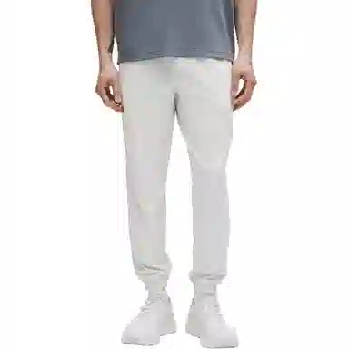 lululemon License to Train SS22 Logo