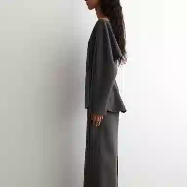COS V