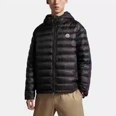 Moncler SS22 Logo