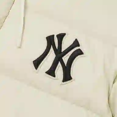 MLB FW22 Logo