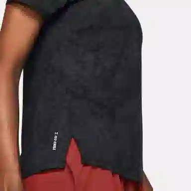 Under Armour Launch Elite T