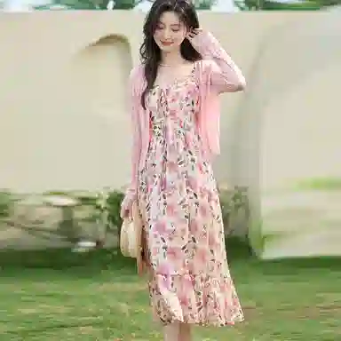 茵曼 碎花图案吊带无袖连衣裙 粉色