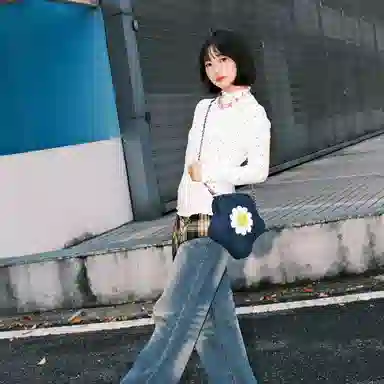 Lee x Smiley Crossbody Bag