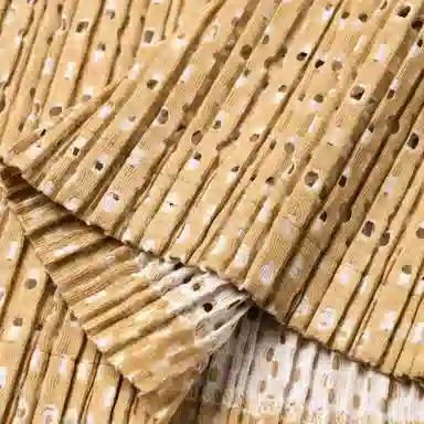 PLEATS PLEASE ISSEY MIYAKE