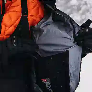 BURTON AK TUSK GORETEX 3L
