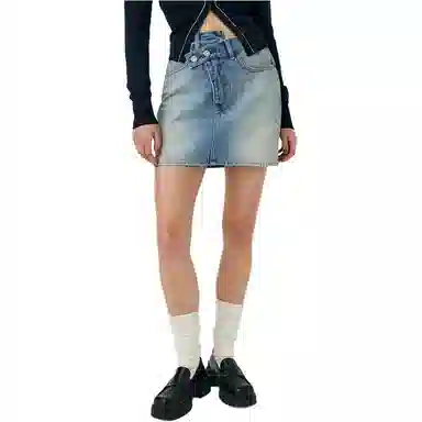 MOUSSY