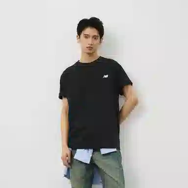New Balance Logo T