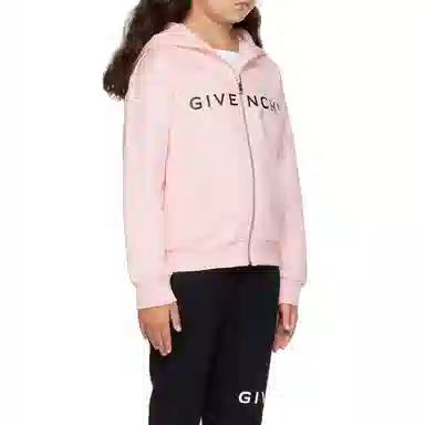 GIVENCHY FW22